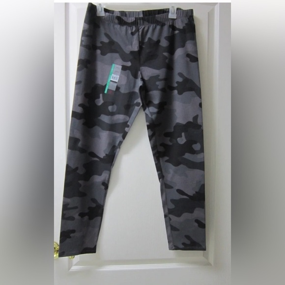 No Boundaries Gray Camouflage Ankle Leggings Women's Size L - Picture 6 of 11